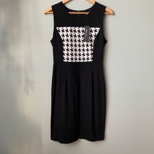 Black & White Sleeveless Midi Dress-Size 4/27 Waist